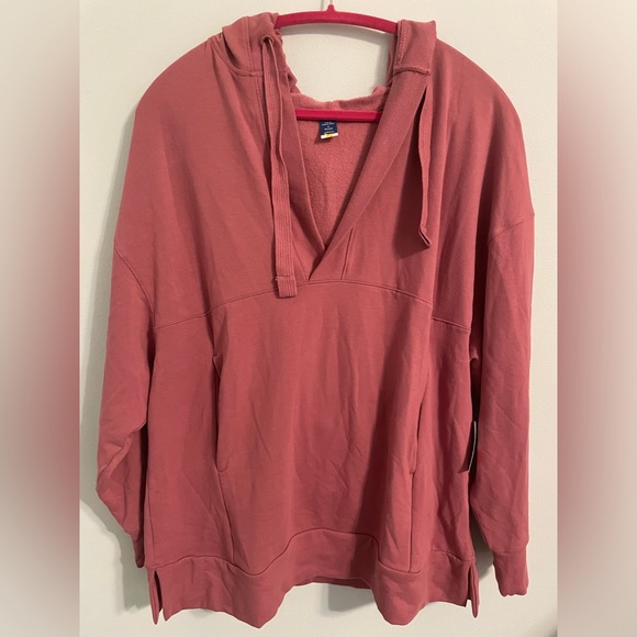 Old Navy Ultra Soft Pink Hooded Sweater NWT - Picture 1 of 4